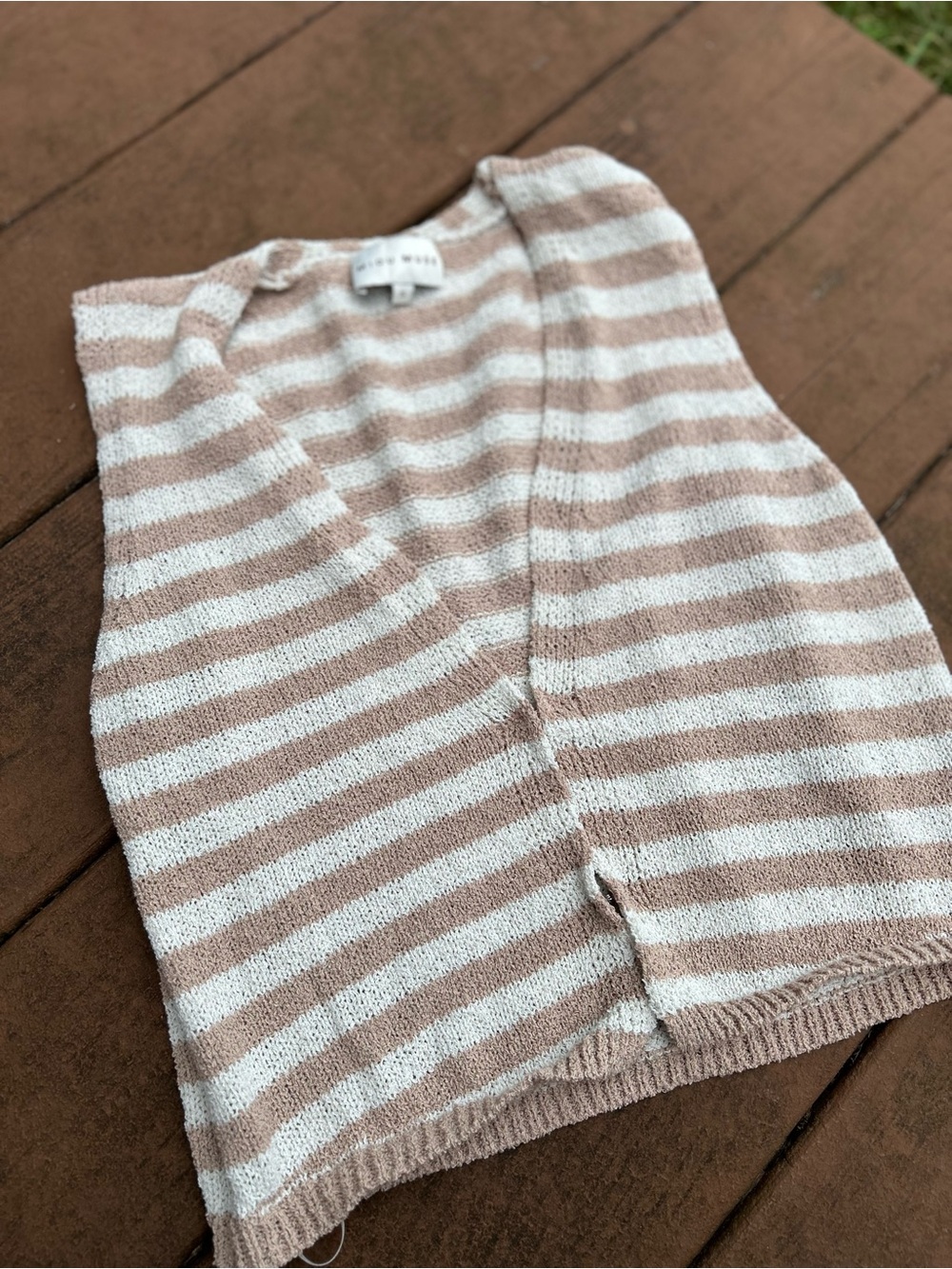 Striped V-Neck Sweater Vest - Cream & Tan